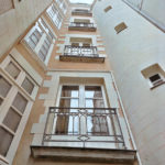 isabelle-aubert-architecte-2-rue-de-l-arche-seche-restauration-facade-cour-1